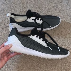 Under Armour Moda Run Low Shoes